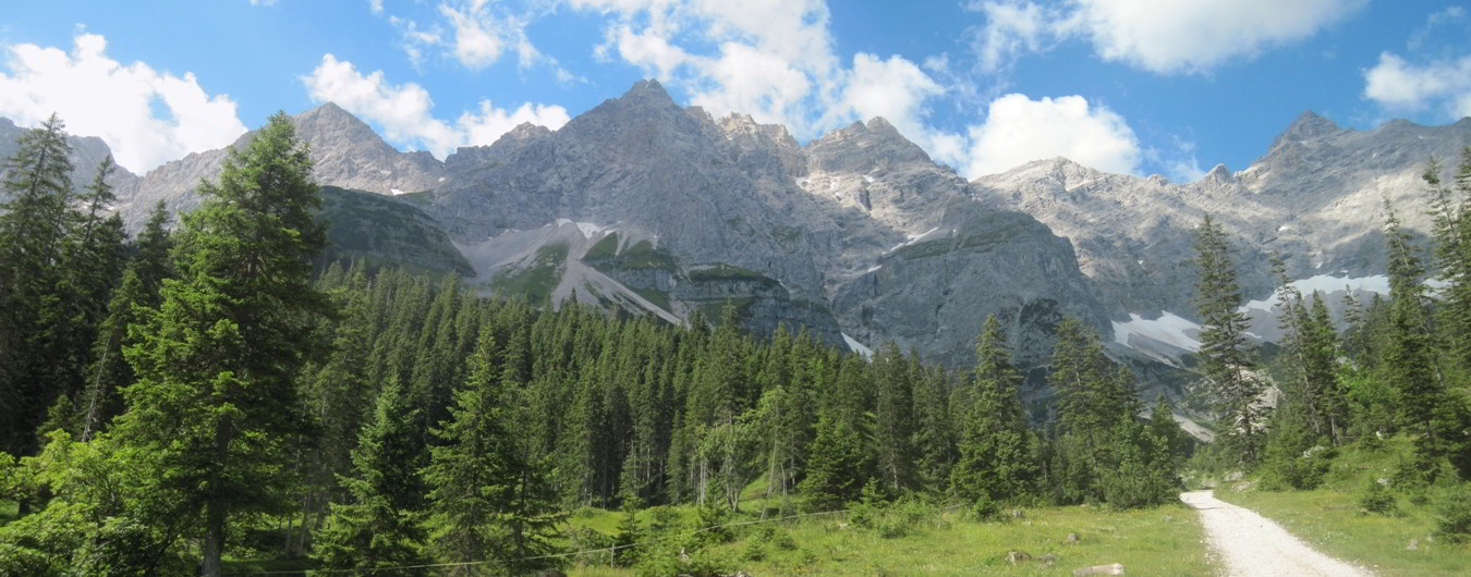 Die Kaltwasserkarspitze im Karwendel.