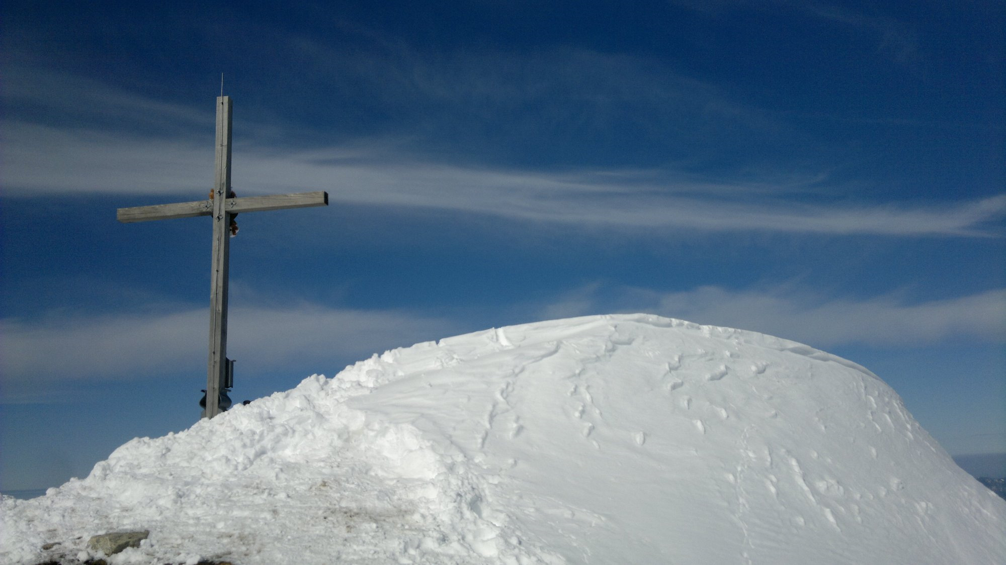 Das Gipfelkreuz des Schafreuter im Karwendel.