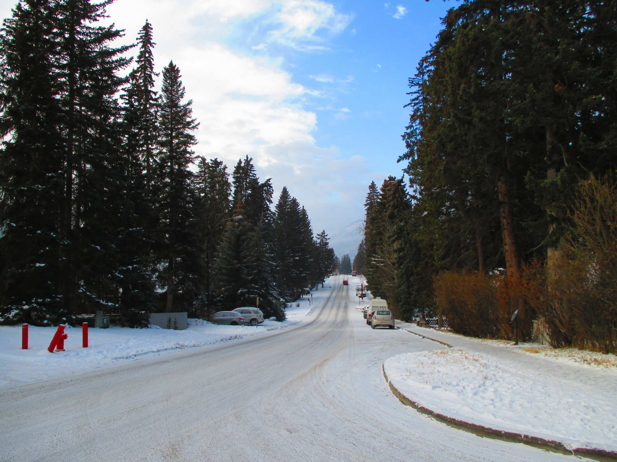 Vereiste Straßen in Banff.
