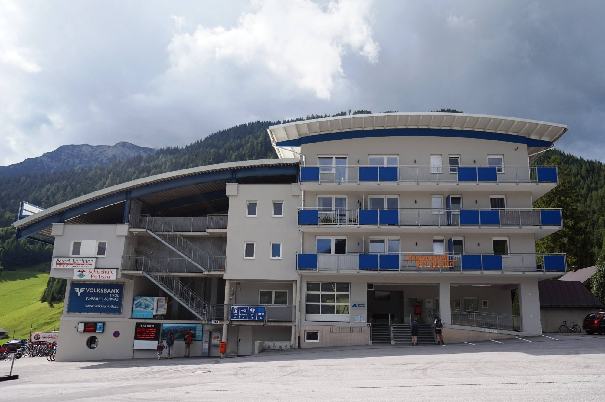 Die Talstation der Karwendel-Bergbahn in Pertisau.