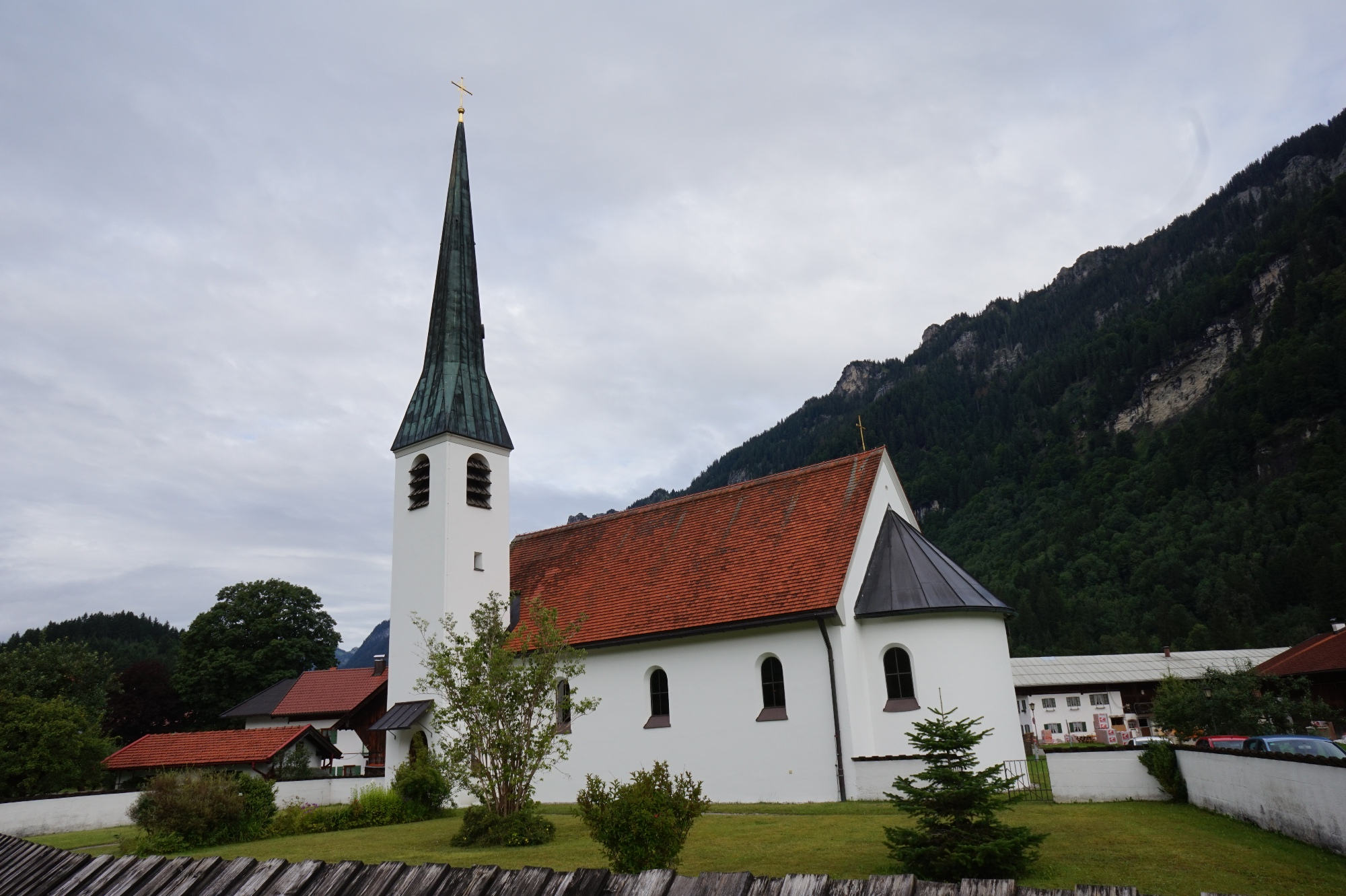 Die Kirche in Graswang.