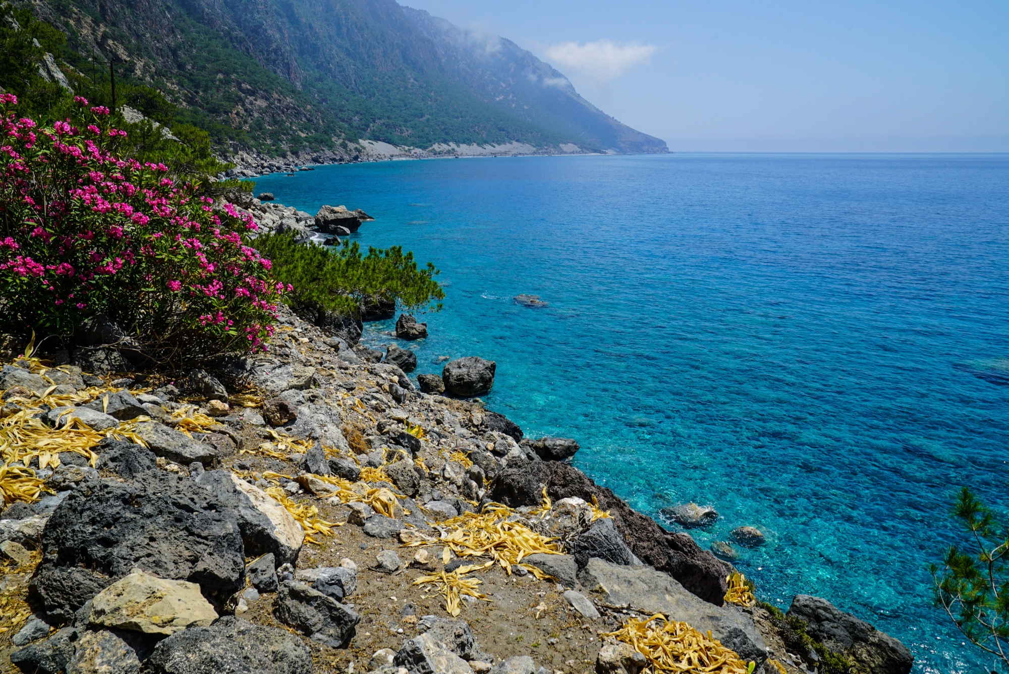 Die Küste zwischen Agia Roumeli und Agios Pavlos auf Kreta.
