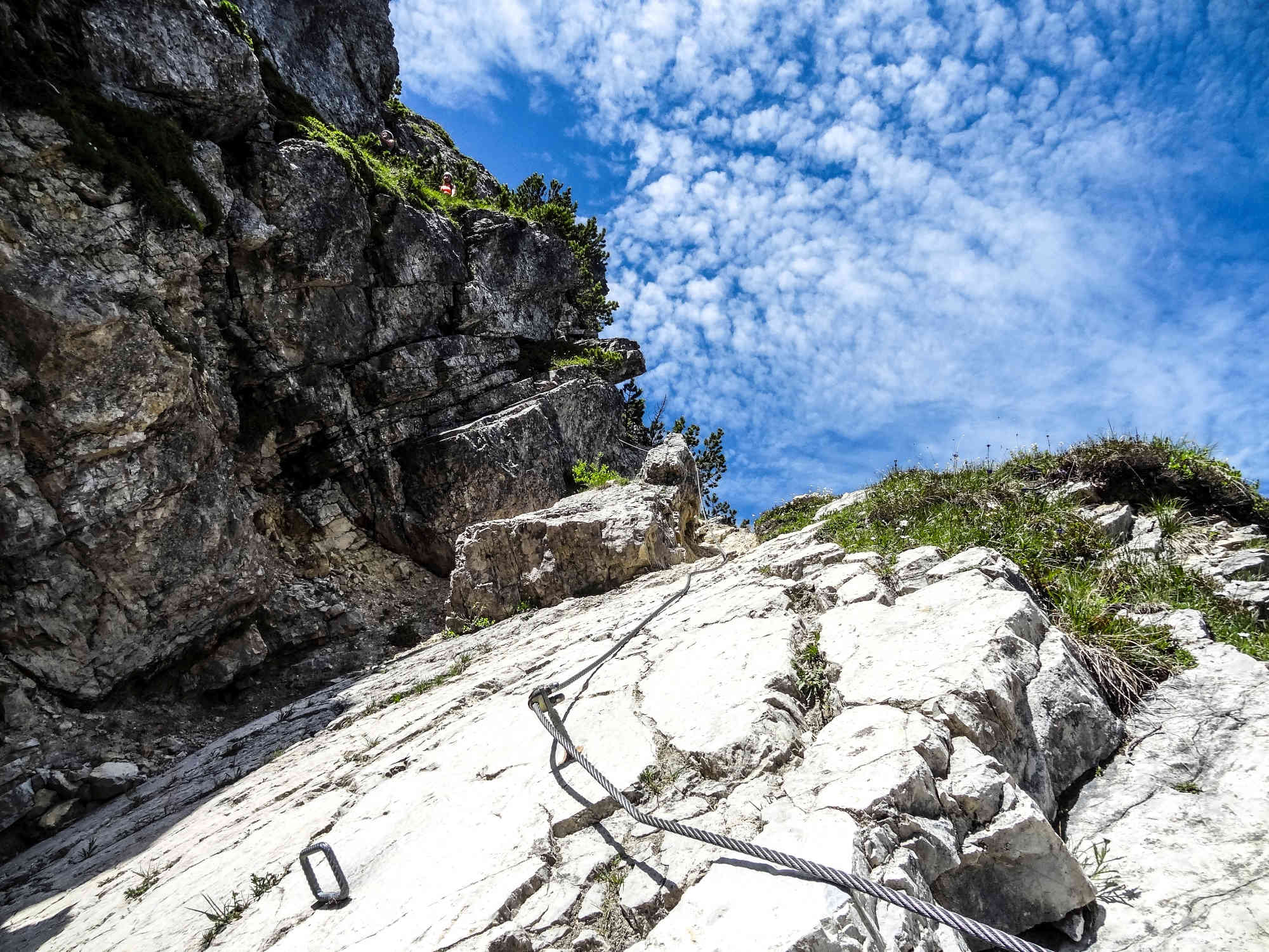 Die Einstiegsplatte im zweiten Teil des Salewa-Klettsteigs in den Allgäuer Alpen.
