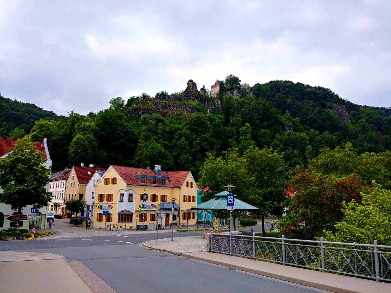Die Stadt Riedenburg im Altmühltal.