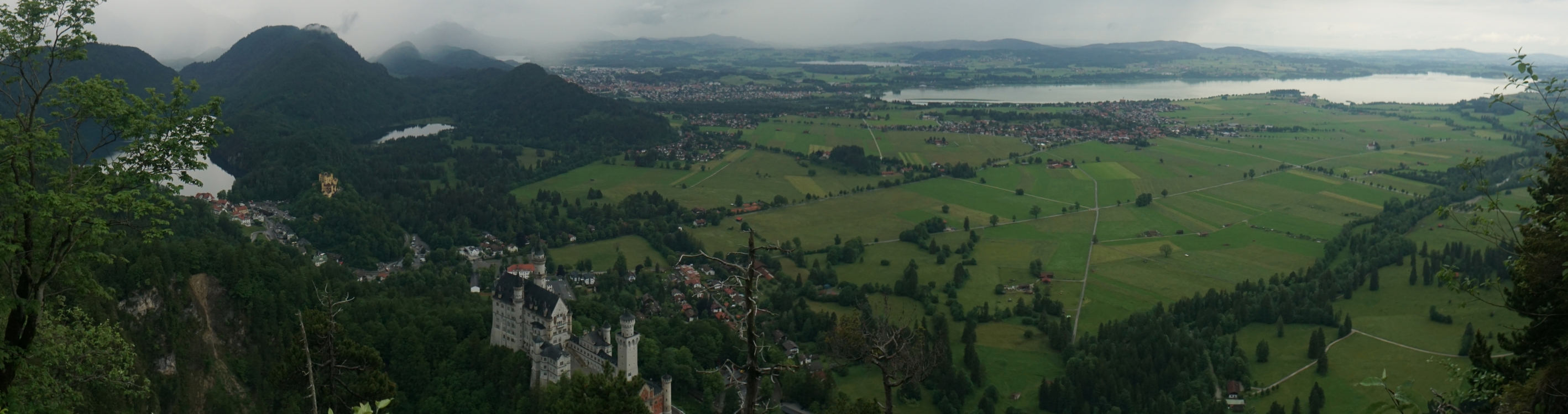 Der Blick vom Tegelberg auf Neuschwanstein.