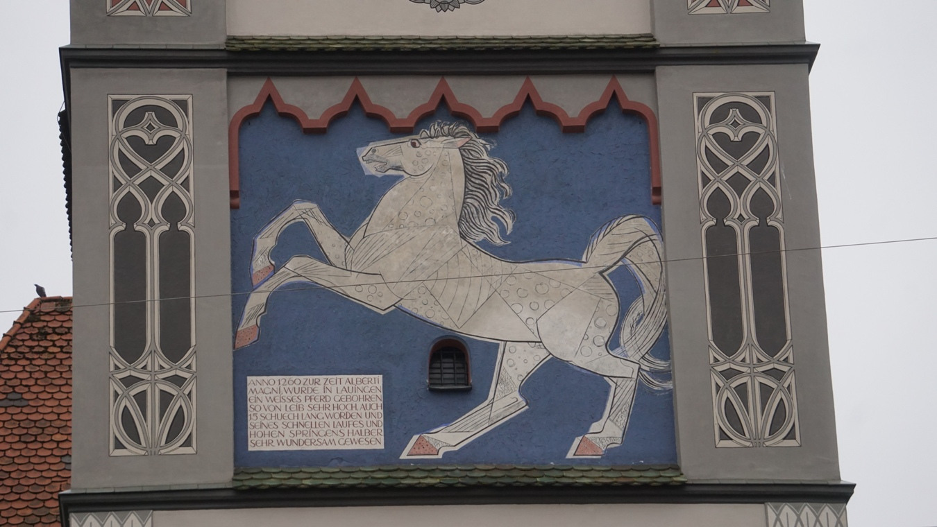 Das Schimmel-Fresko auf dem Schimmelturm in Lauingen.